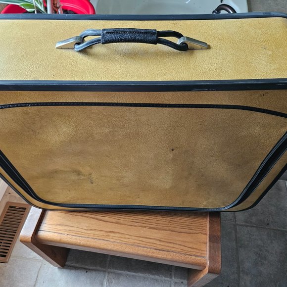 Vintage Luggage Suitcase - Unknown Manufacture - Picture 2 of 4